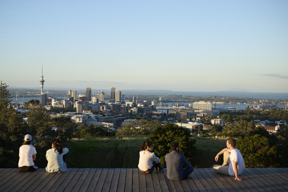 Flights from Darwin to Auckland
