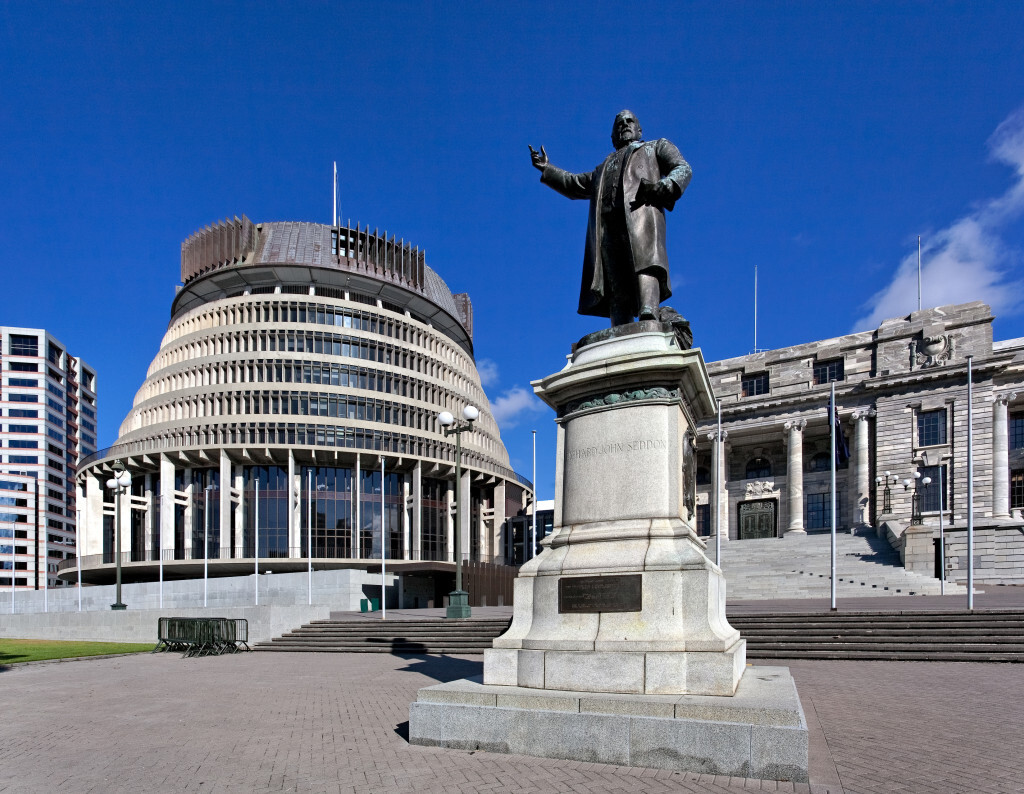 Flights from Port Vila to Wellington