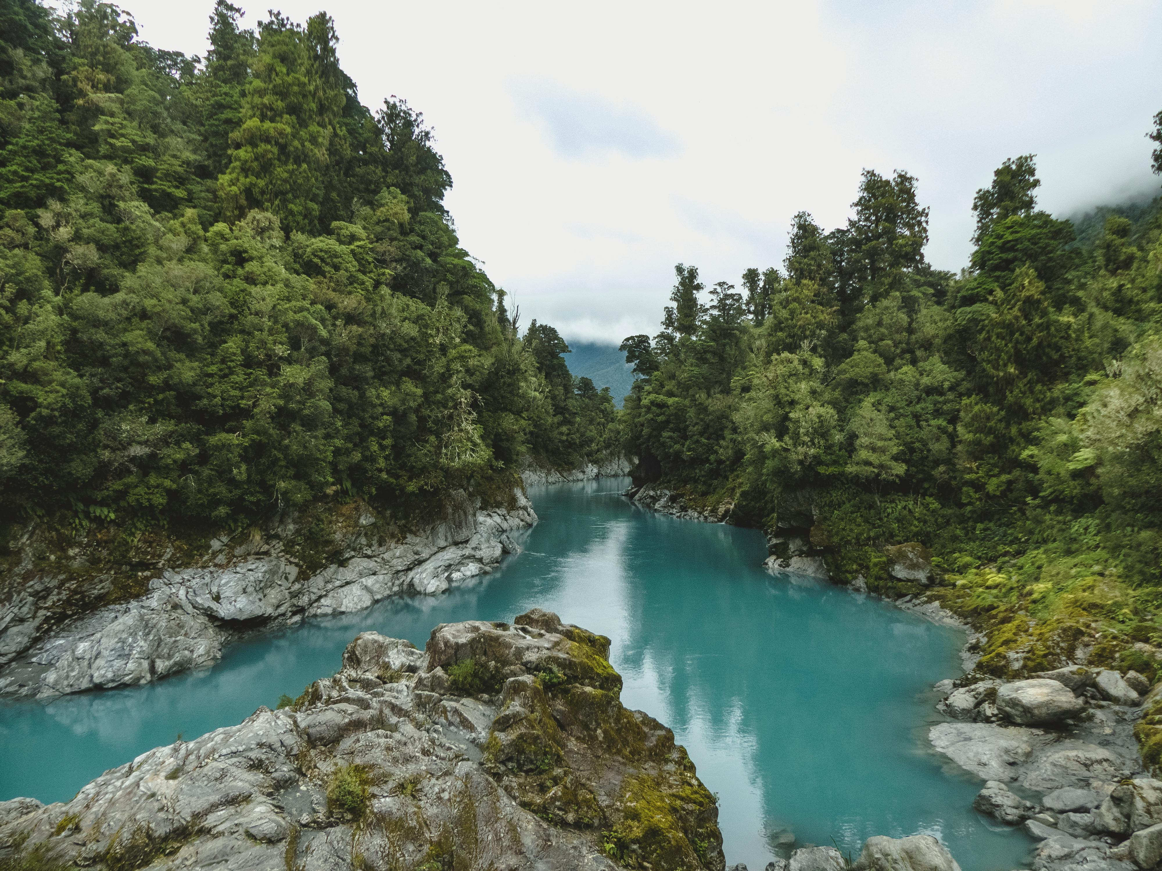 Flights from Honiara to Auckland